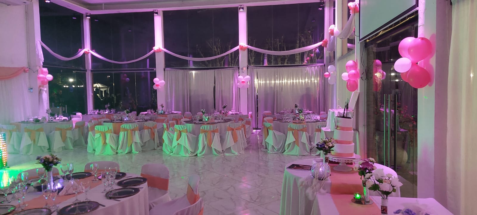 Evento Salón en Rosa